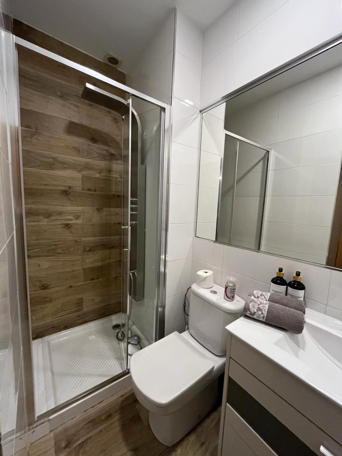 Home Suites Center Granada Luaran gambar